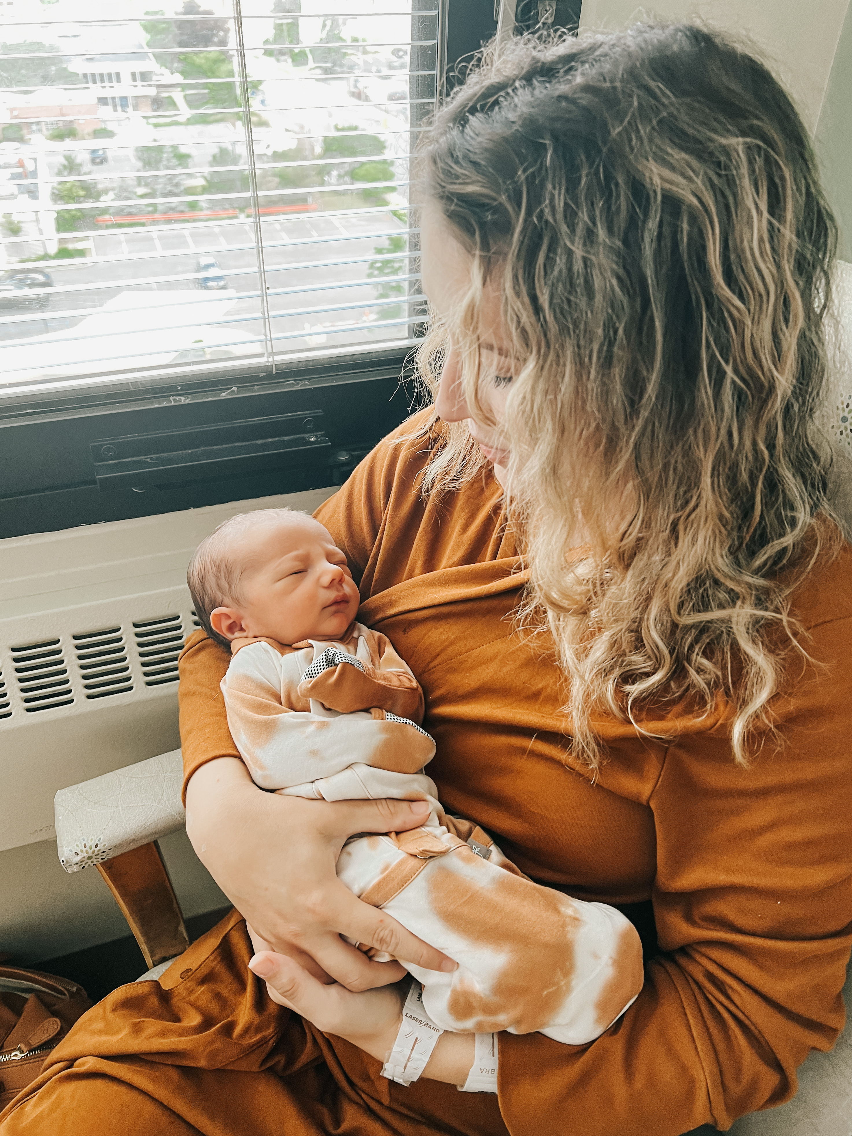 Managing Emotions During the Postpartum Period
